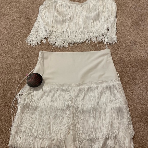 NWT Beach dress- White two piece - Picture 4 of 6
